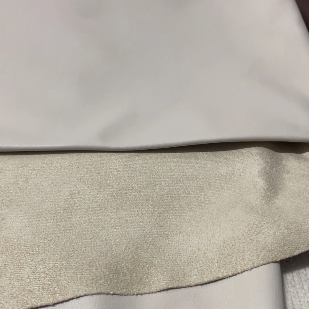 无纺布米白麂皮底1米