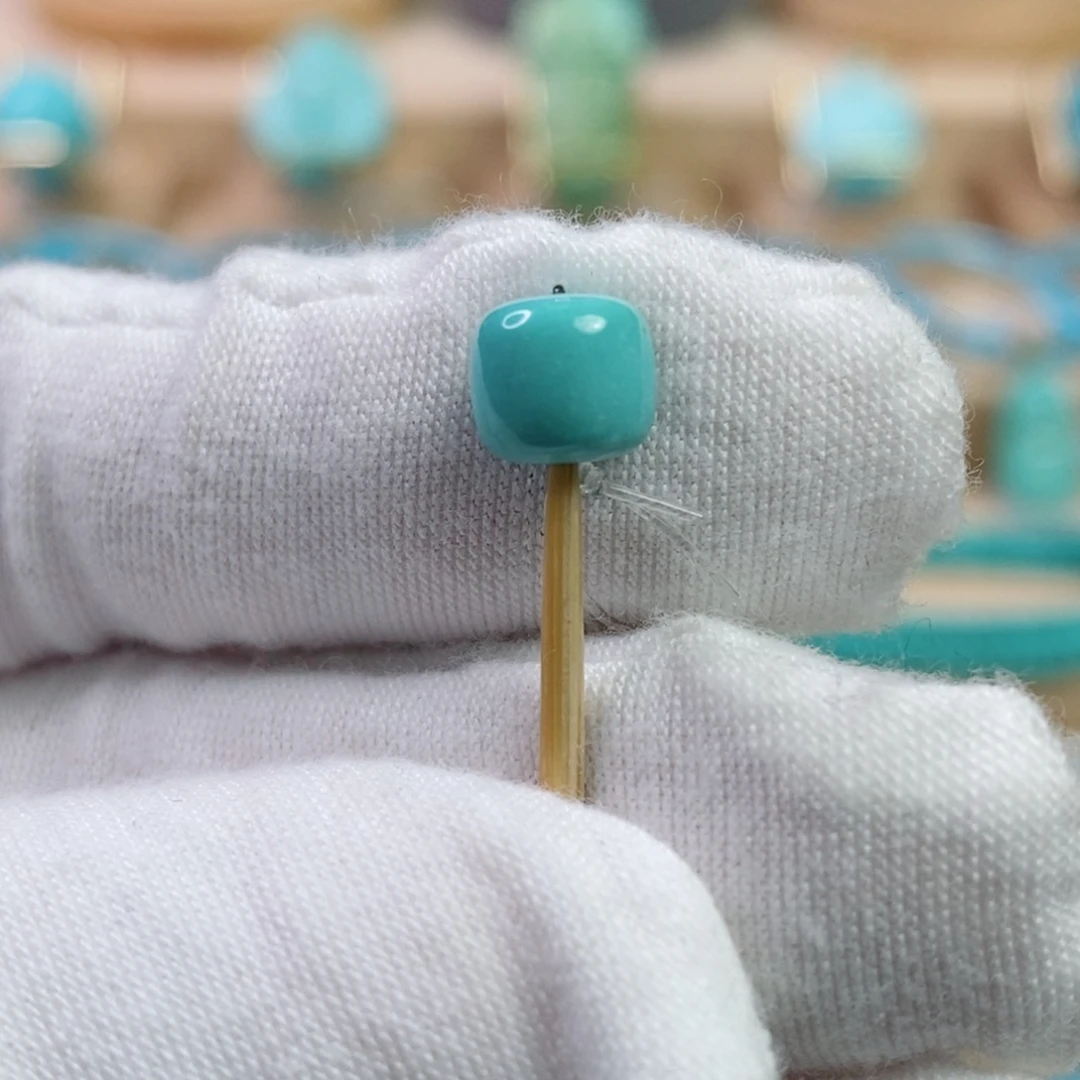 绿松石未镶嵌珠宝奇石7mm