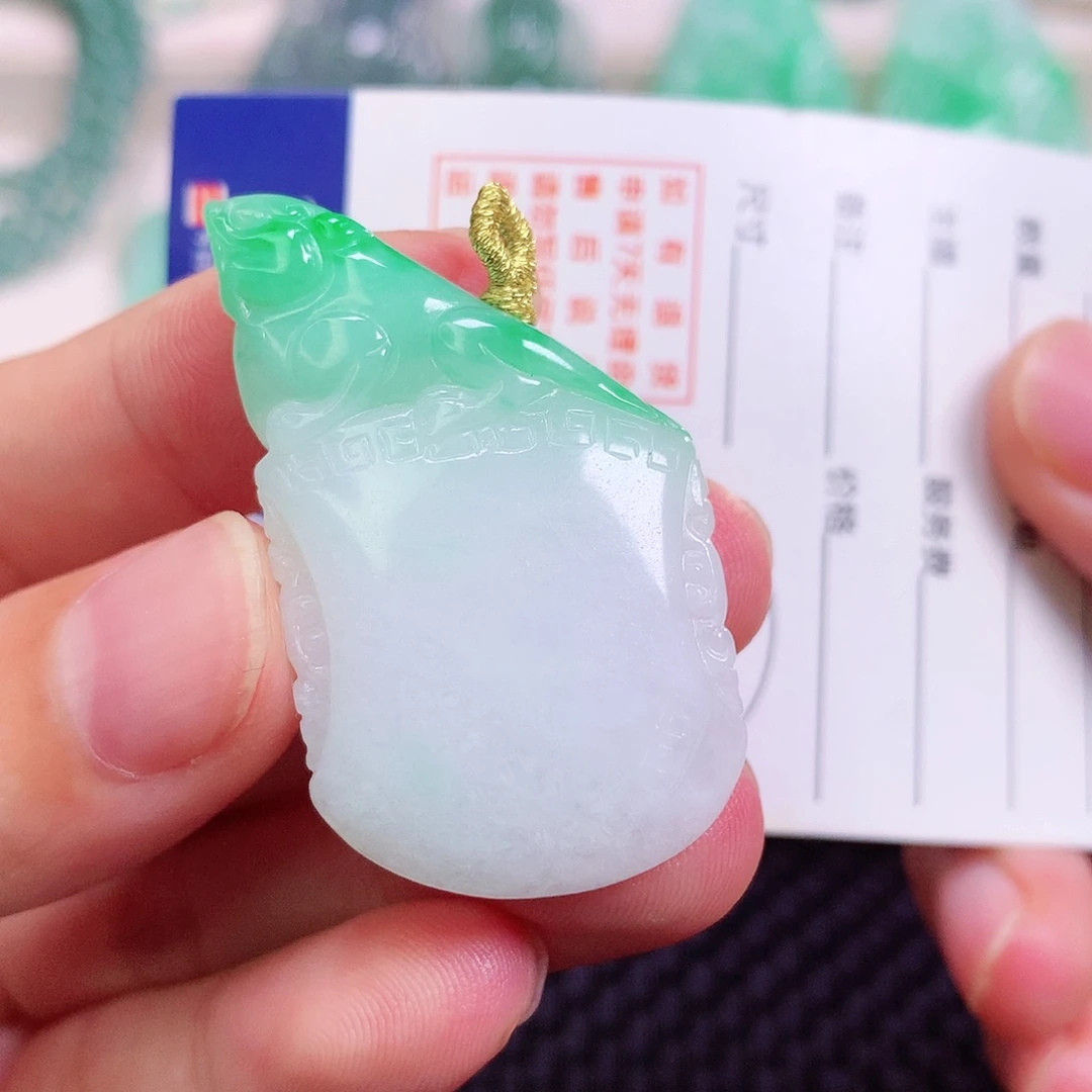 颈饰未镶嵌翡翠翡翠