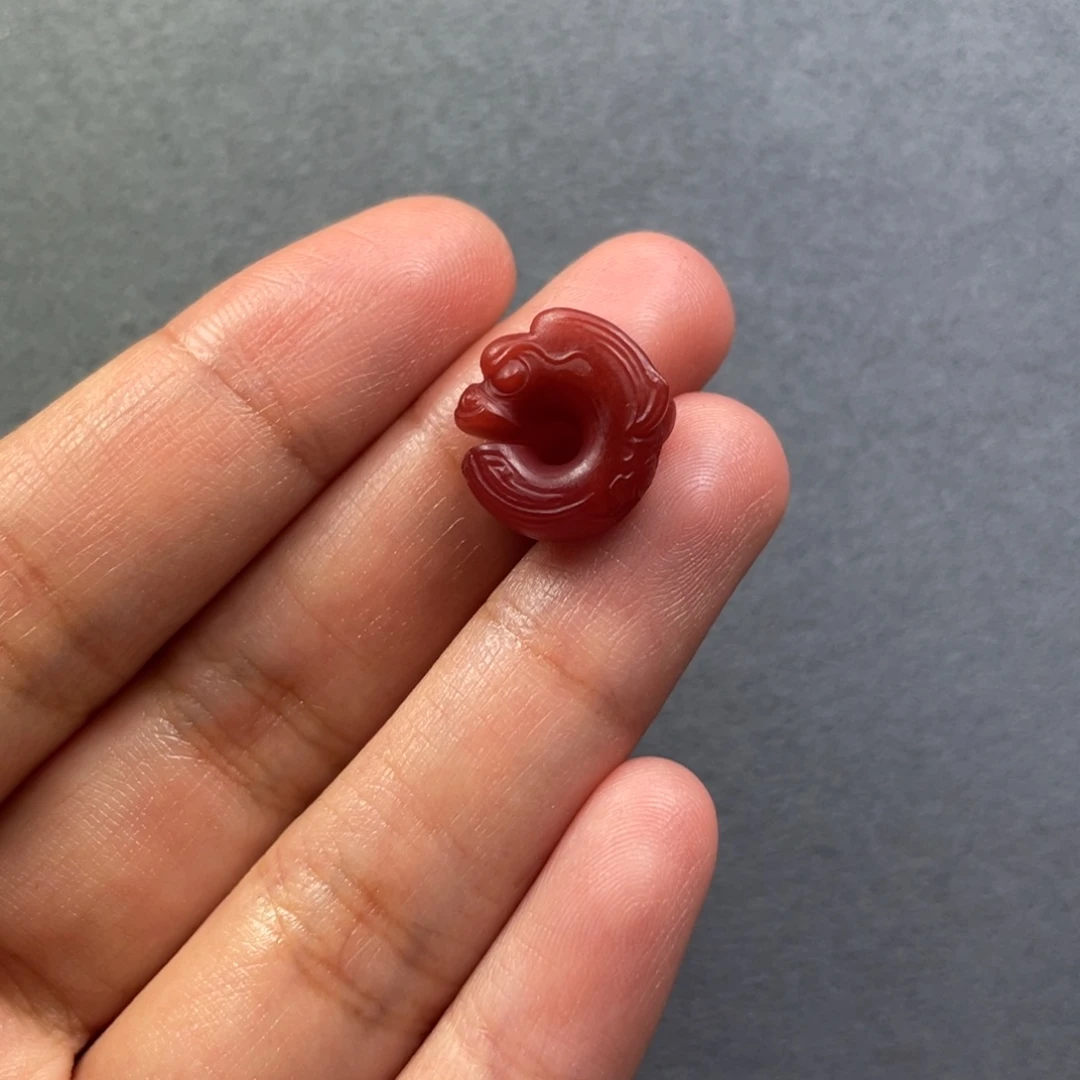 南红玛瑙未镶嵌配饰玉猪龙
