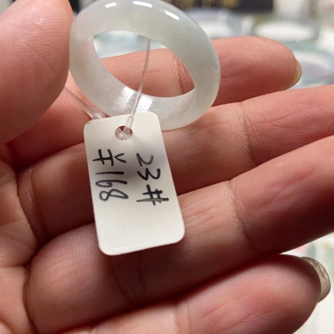 翡翠未镶嵌戒指翡翠