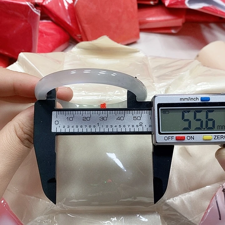 翡翠手镯未镶嵌181