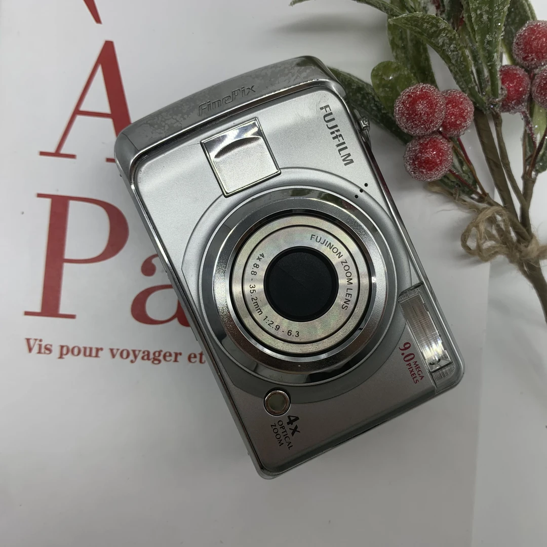 95新 Fujifilm/富士 A900 900万像素 4倍光学变焦（no退no换）