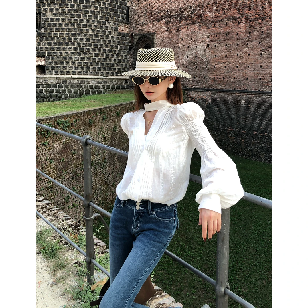 李婉君法式小资V领打揽袖衬衫早秋新款气质压褶上衣LWJ25C3T2445