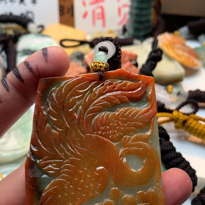 翡翠未镶嵌颈饰保真天然a货翡翠