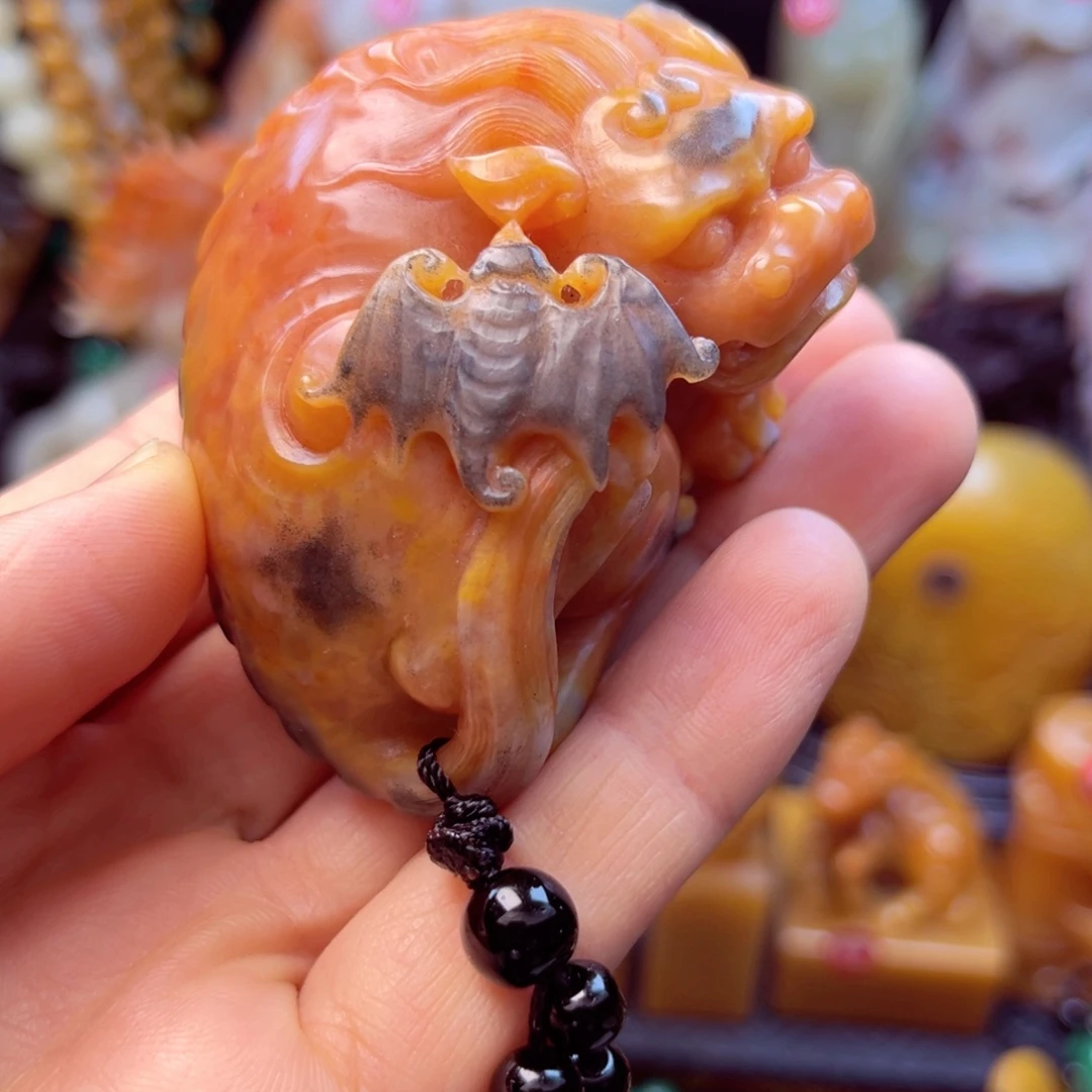 寿山石貔貅手玩件