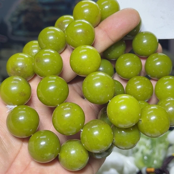 蛇纹石玉手串未镶嵌