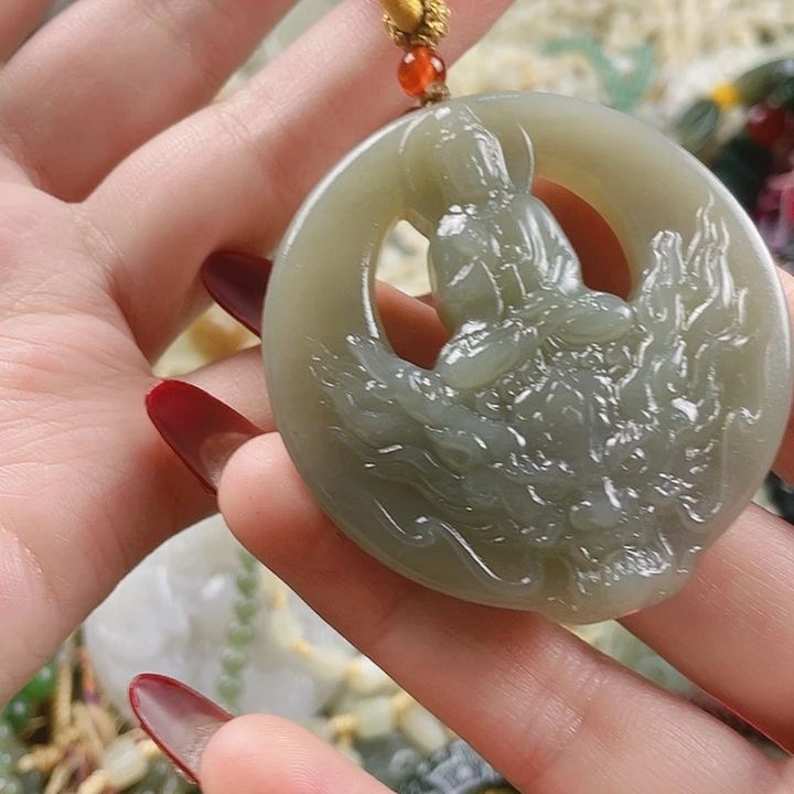 未镶嵌和田玉挂件