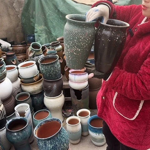 口15高25瑕疵盆子。