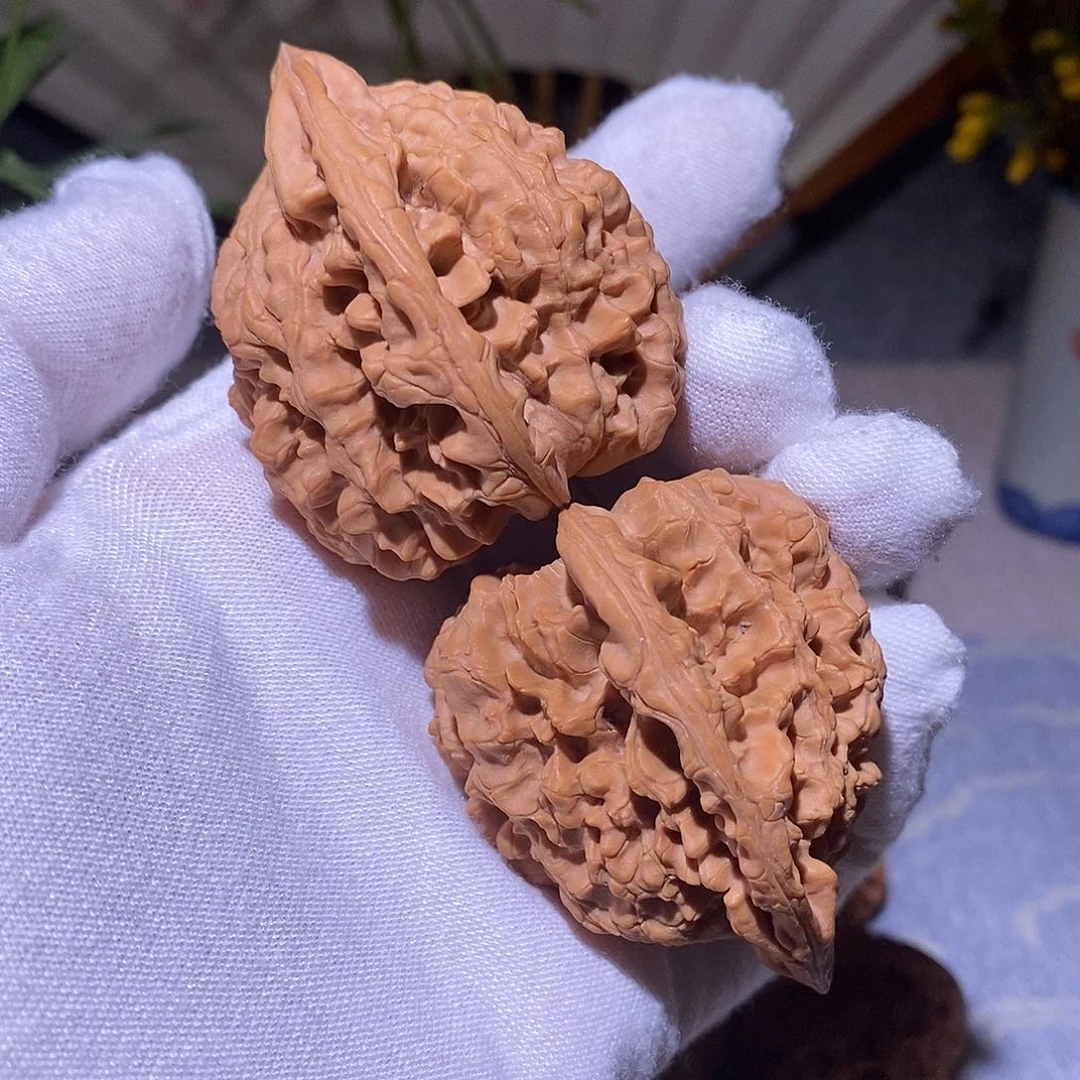 文玩核桃吊坠46全品官帽53克