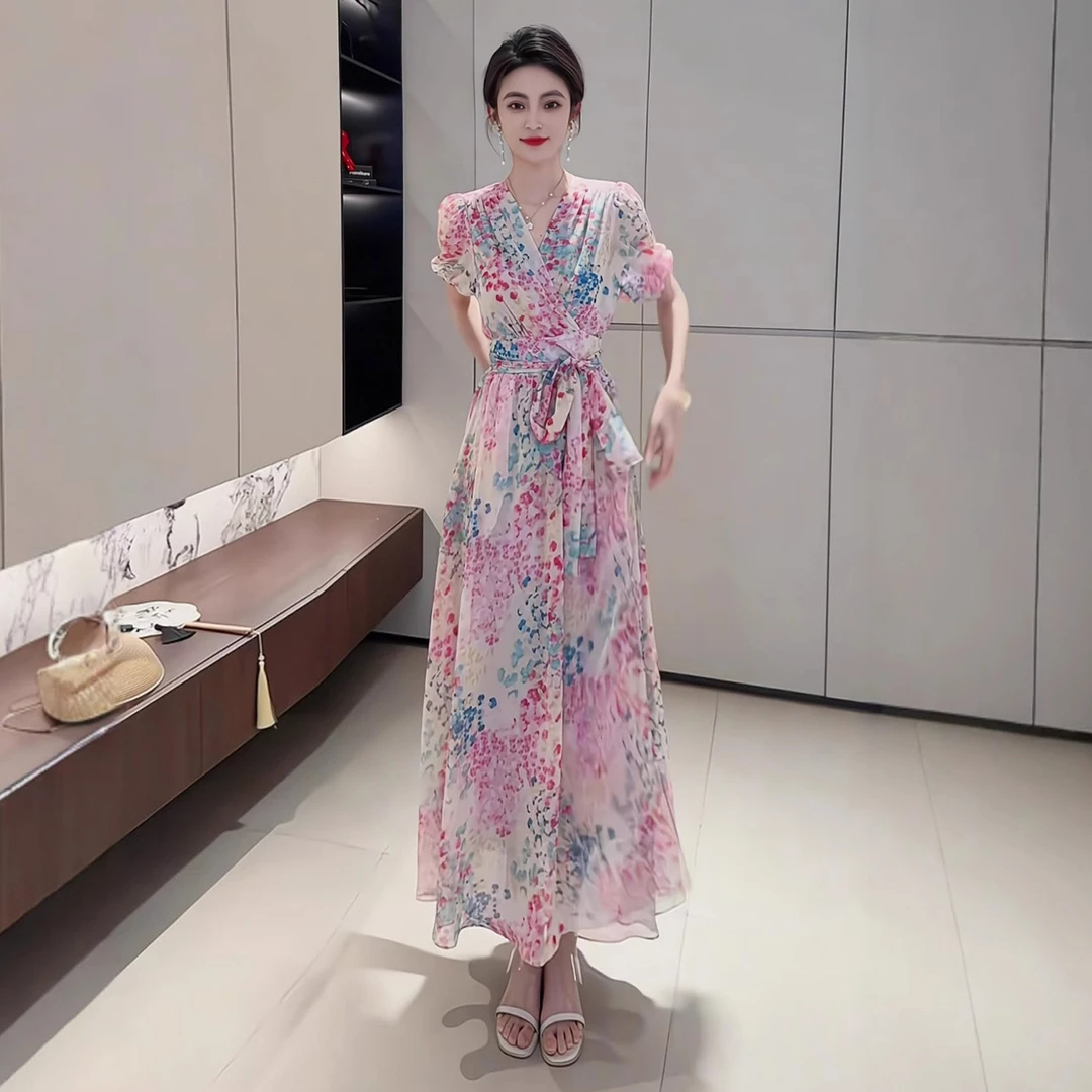 法式轻奢时尚碎花连衣裙女夏季2025新款洋气v领收腰显瘦长款裙子