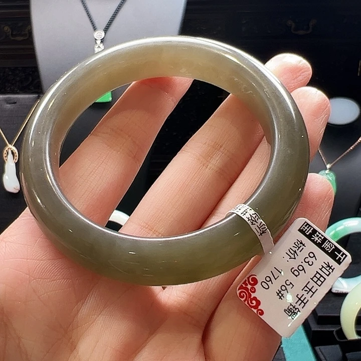 未镶嵌手链和田玉56