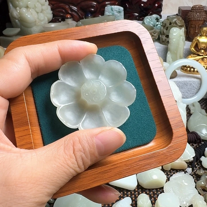 求***道瓷片新号开播瓷盘一件