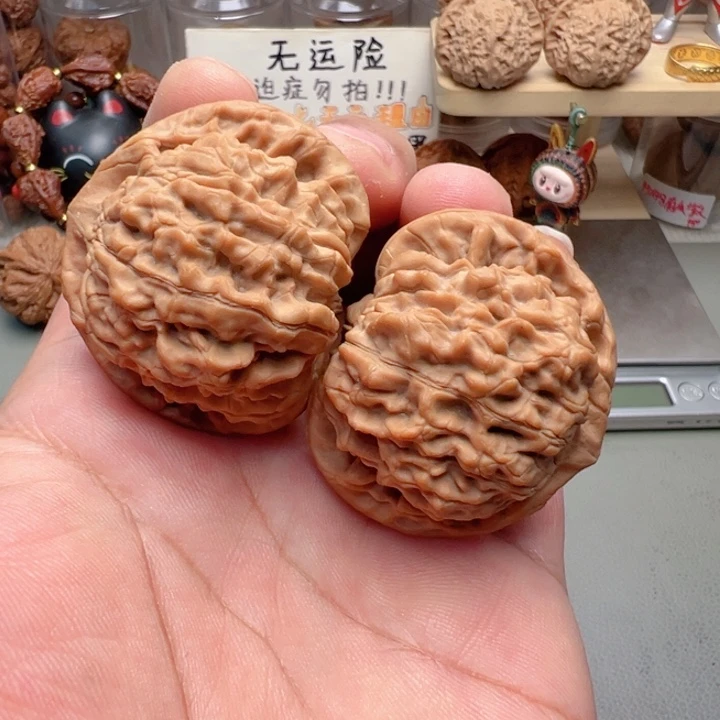 吊坠文玩核桃47尺官帽