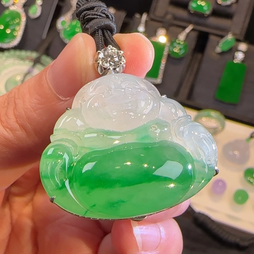 翡翠18K金镶嵌颈饰咨询主播