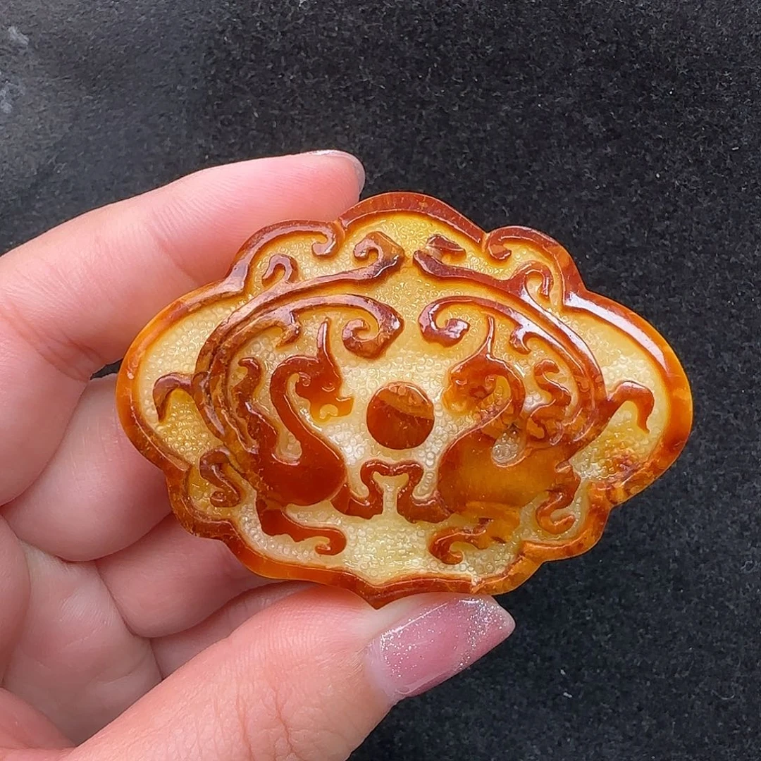 蜜蜡未镶嵌珠宝奇石
