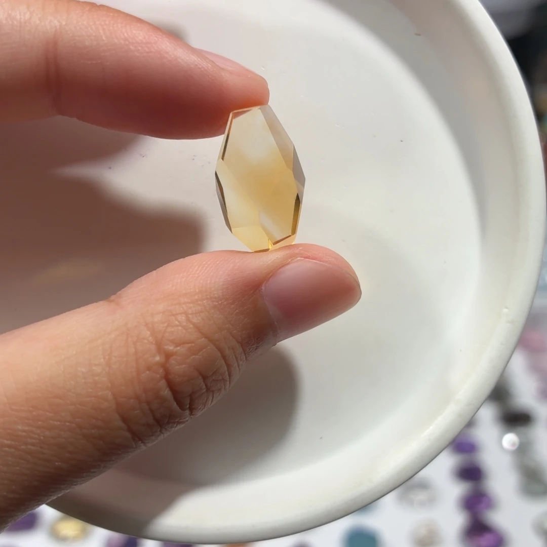 黄晶珠宝半成品未镶嵌