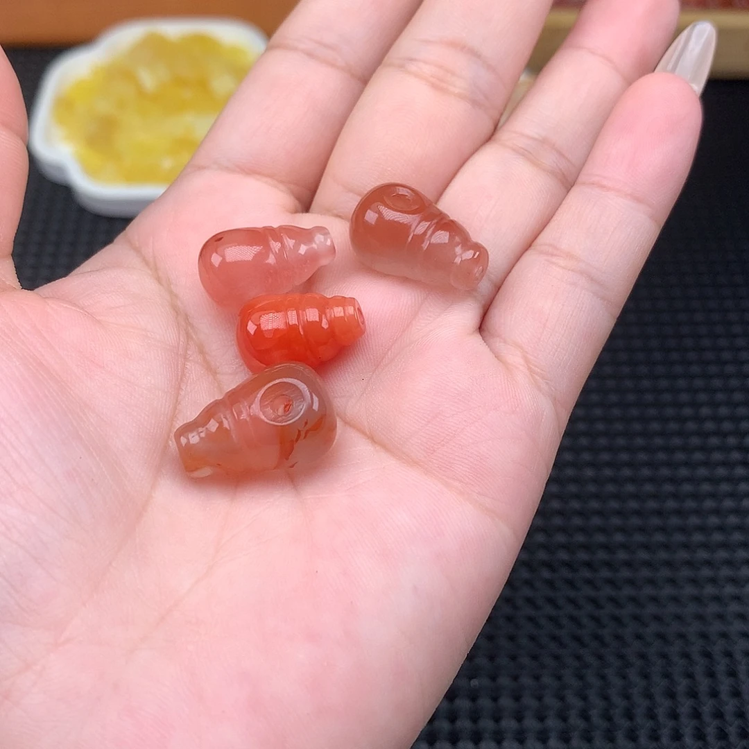 南红玛瑙未镶嵌吊坠(不含链)多样性