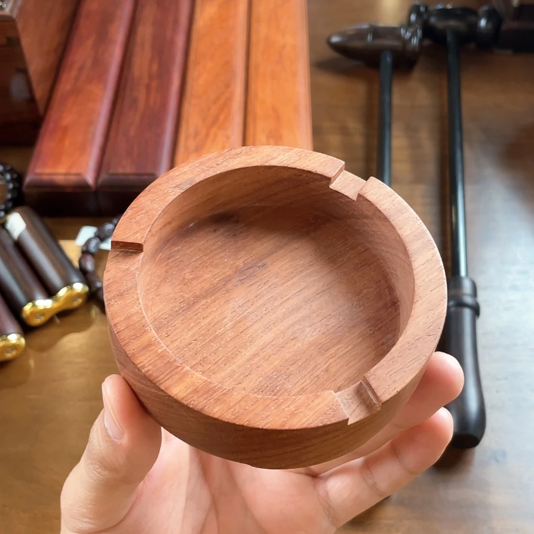 缅甸花梨圆形烟灰缸