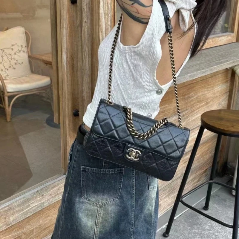95新 Chanel/香奈儿 黑金油蜡牛皮小号孟买链条包 长26 18开带卡