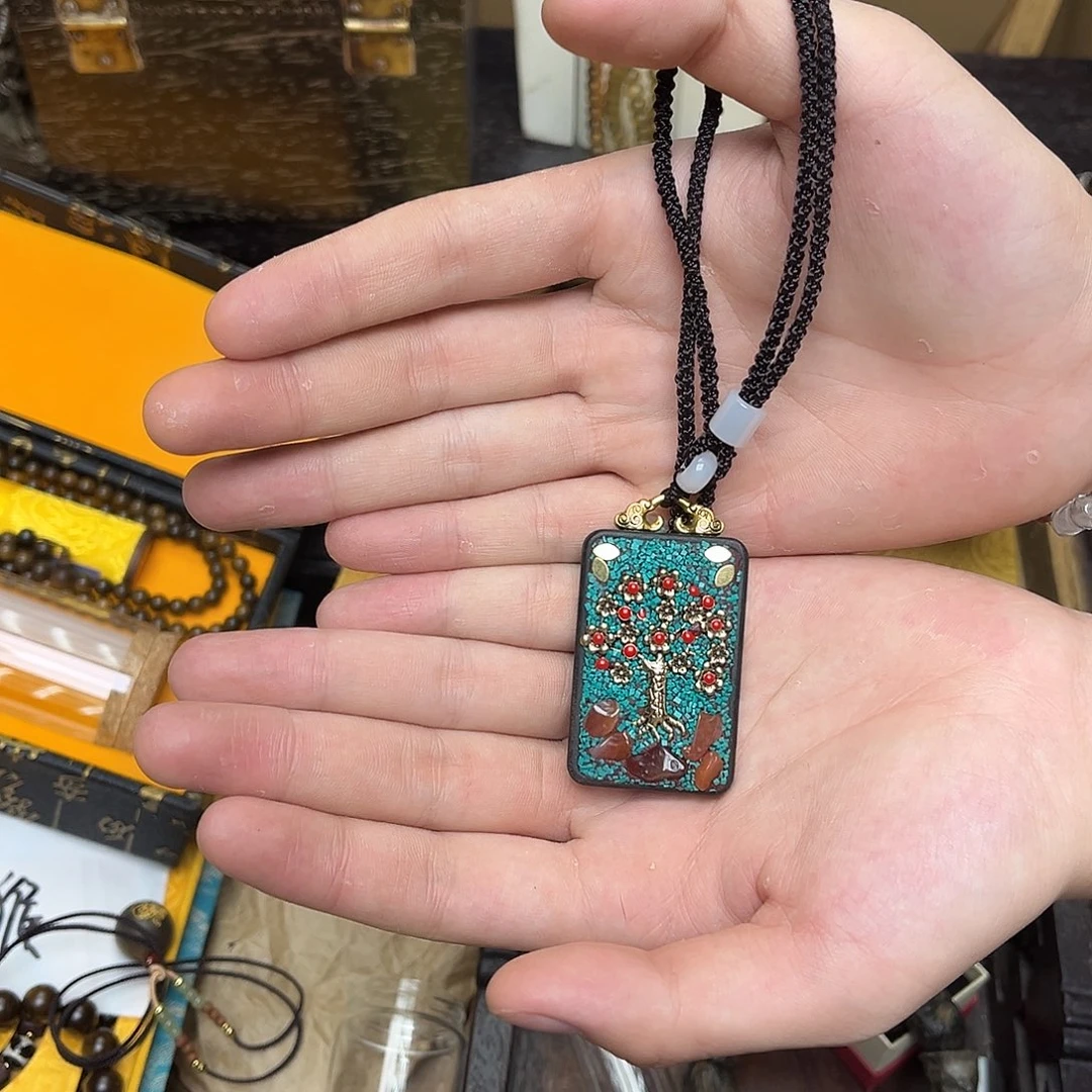 大叶紫檀（黑酸枝木类）