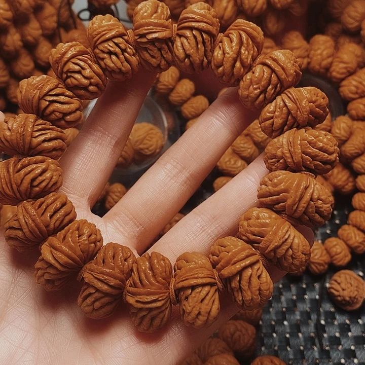 龍***哥文玩核桃吊坠文玩桃核