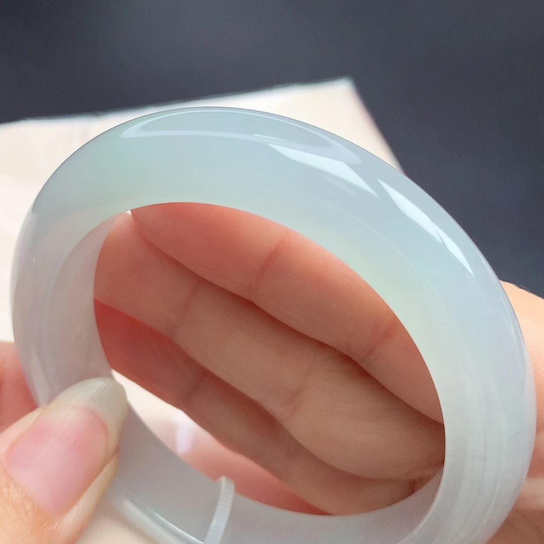 翡翠未镶嵌手镯53.8圈口