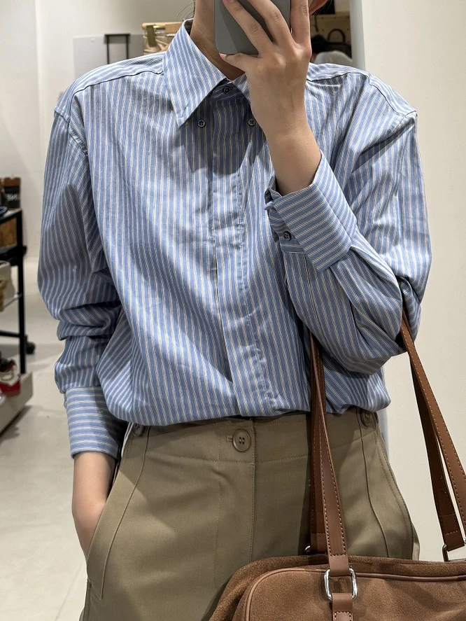 简约灰蓝调显瘦条纹衬衫