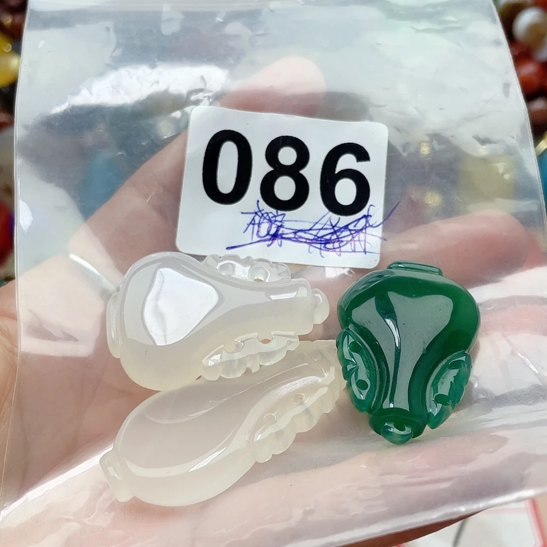 玛瑙/玉髓颈饰合金菩*缘