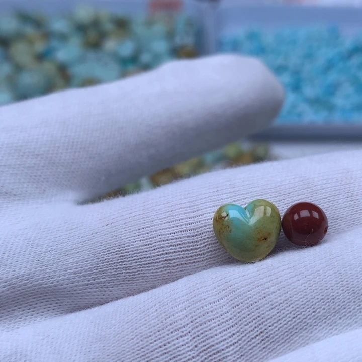 未镶嵌南红玛瑙珠宝奇石