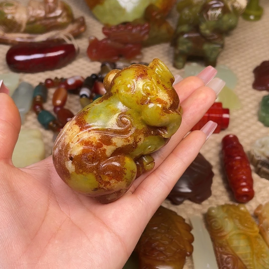 蛇纹石玉未镶嵌颈饰小*