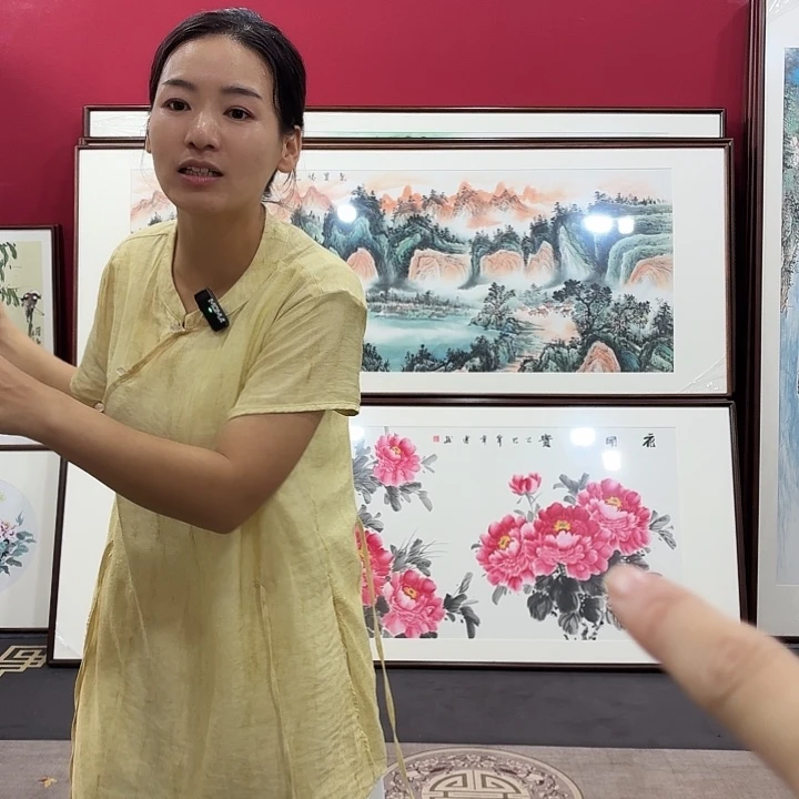 国画手绘带框作品