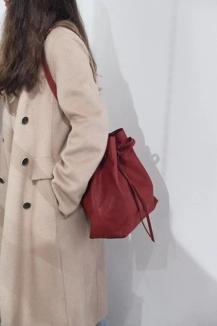 法拉利胎牛皮水桶包可单肩可斜挎植鞣头层牛皮时尚通勤百搭