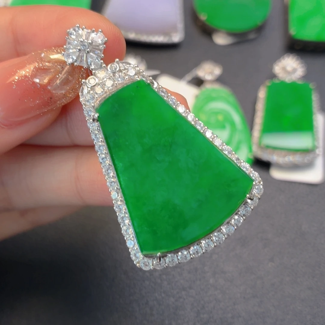 翡翠银S925镶嵌颈饰