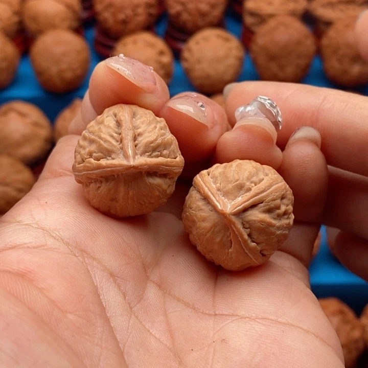 文玩核桃把件精品文玩手捻