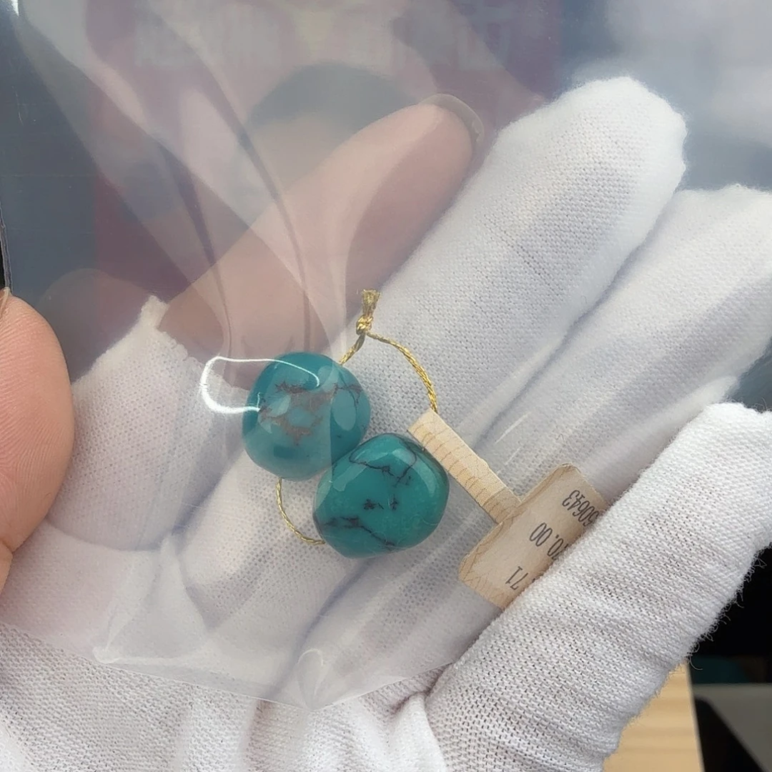 莲***鱼绿松石未镶嵌珠宝奇石