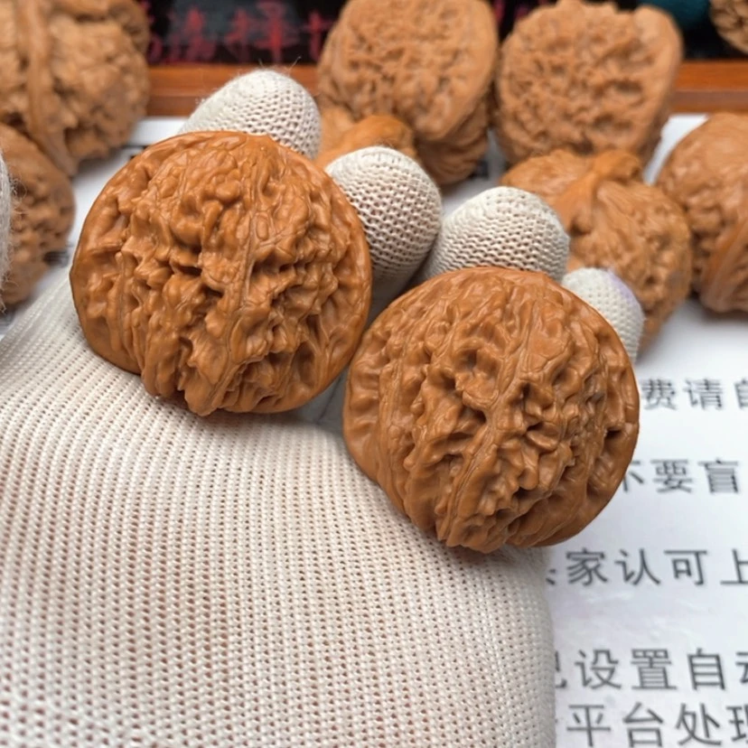 【闪购商品】把件文玩核桃29楼子