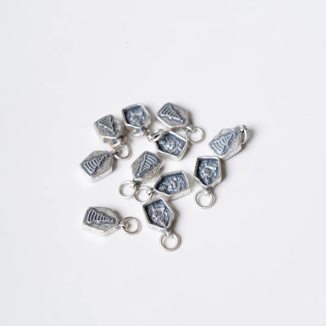 925银银制品 【编号268】嘎乌侧挂银饰百搭文玩手串配饰