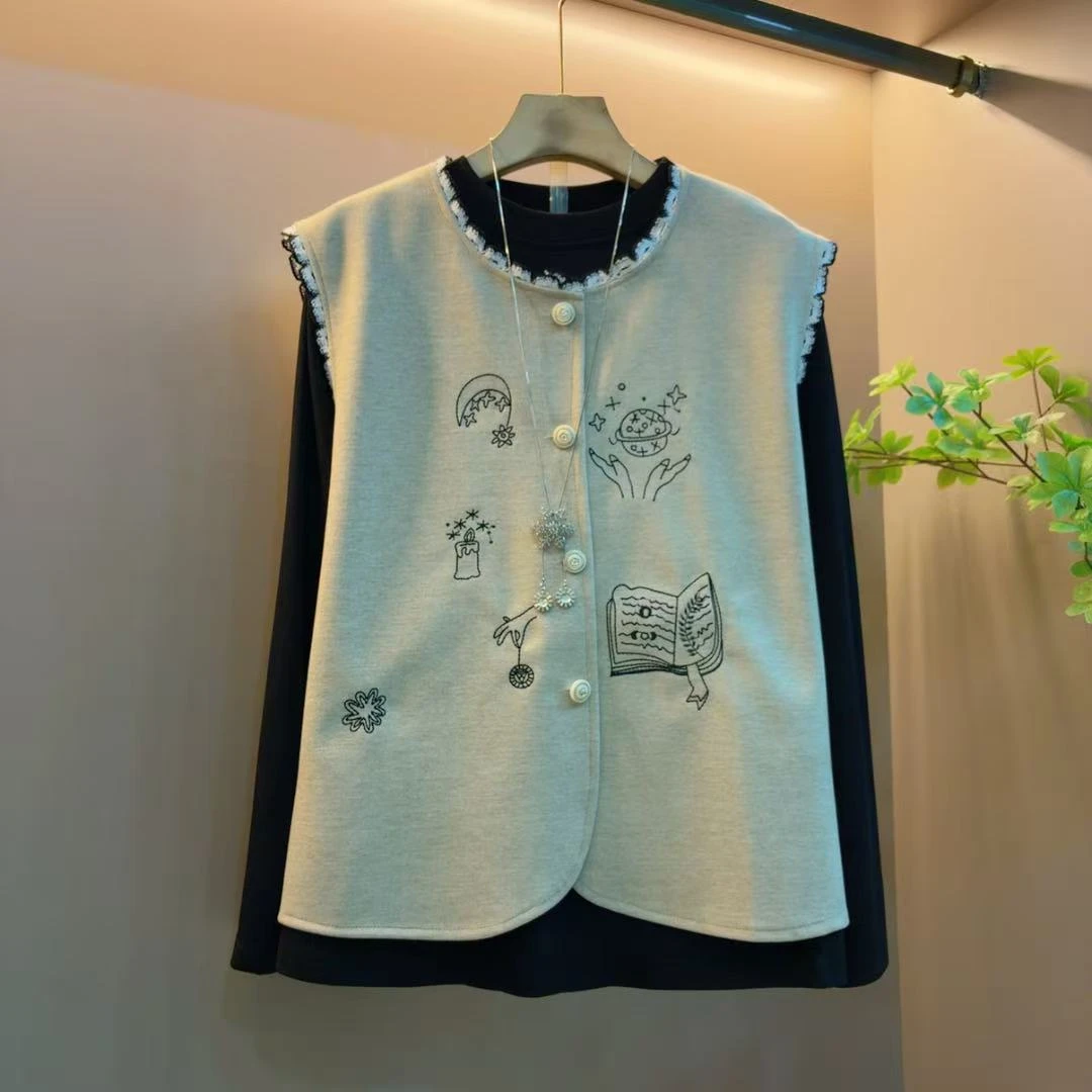 轻奢新款韩系气质显瘦遮肉马甲洋气时尚减龄两件套（衣长65左右）