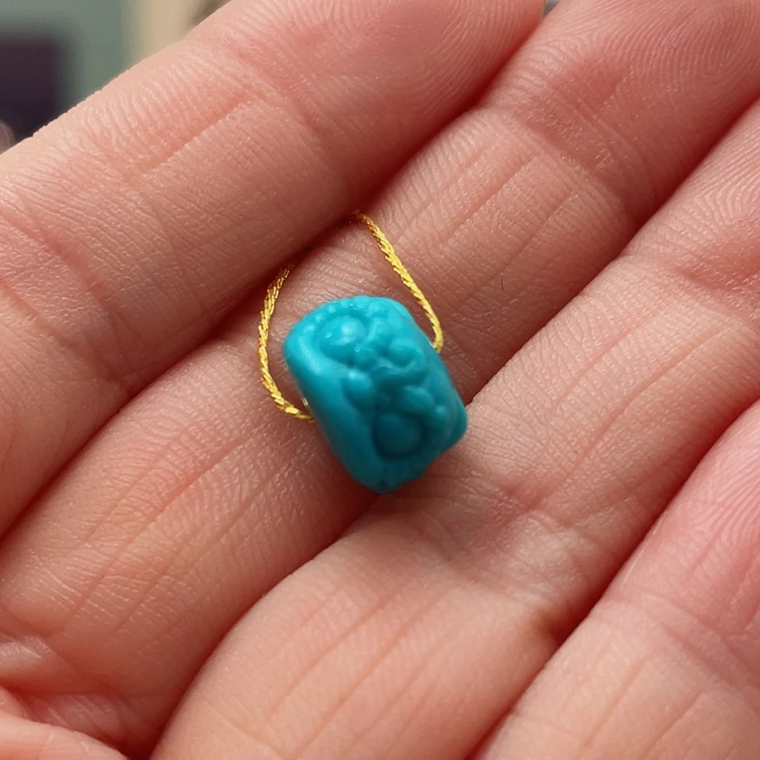 绿松石颈饰未镶嵌