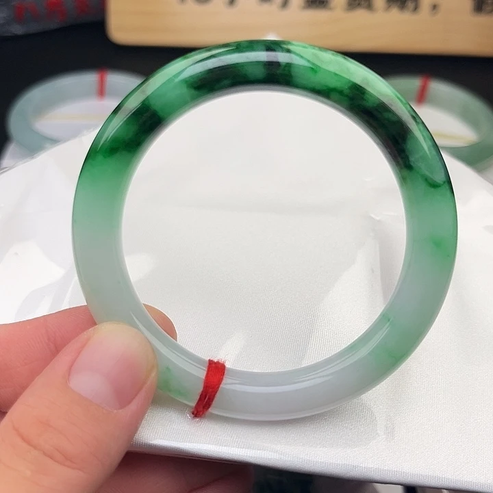翡翠未镶嵌手镯手镯-8