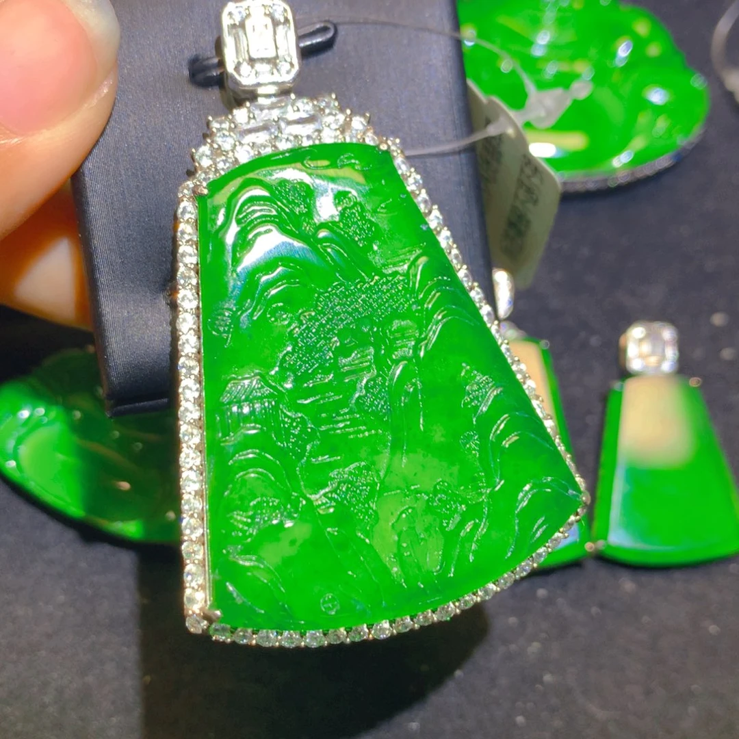 翡翠银S925镶嵌颈饰