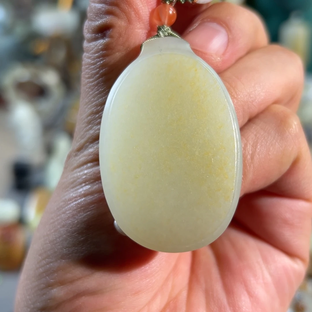 和田玉未镶嵌颈饰真皮真色