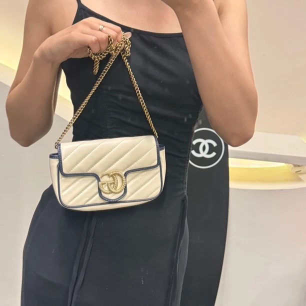 95新 GUCCI/古驰 白色mini马蒙斜挎包/3366