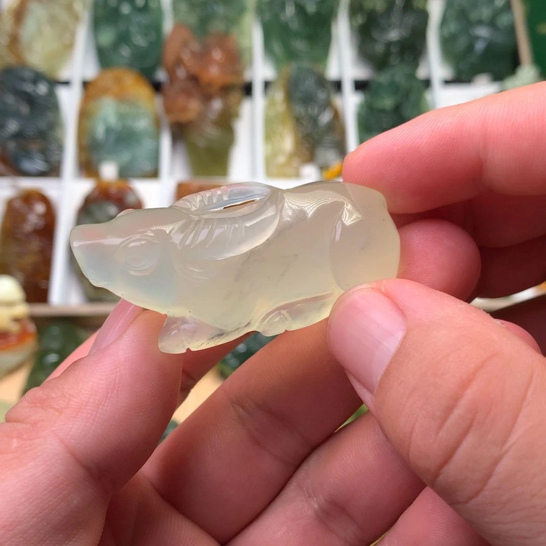 蛇纹石玉未镶嵌挂件