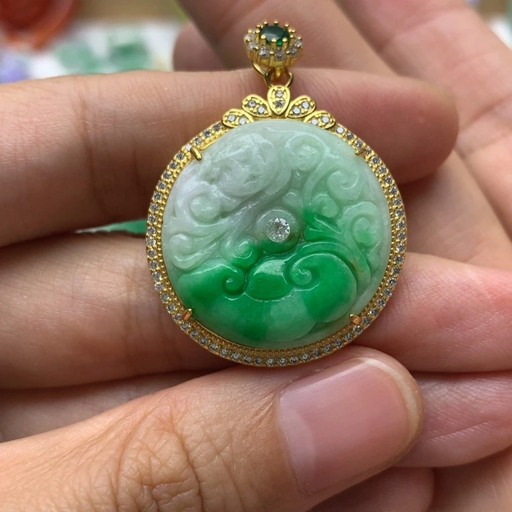 颈饰未镶嵌翡翠翡翠