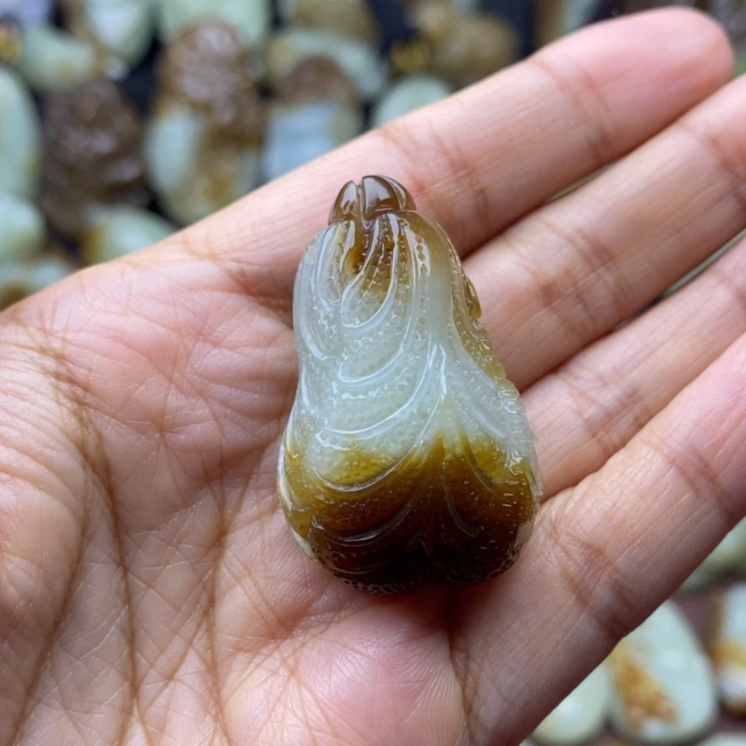 项链未镶嵌和田玉（糖玉）