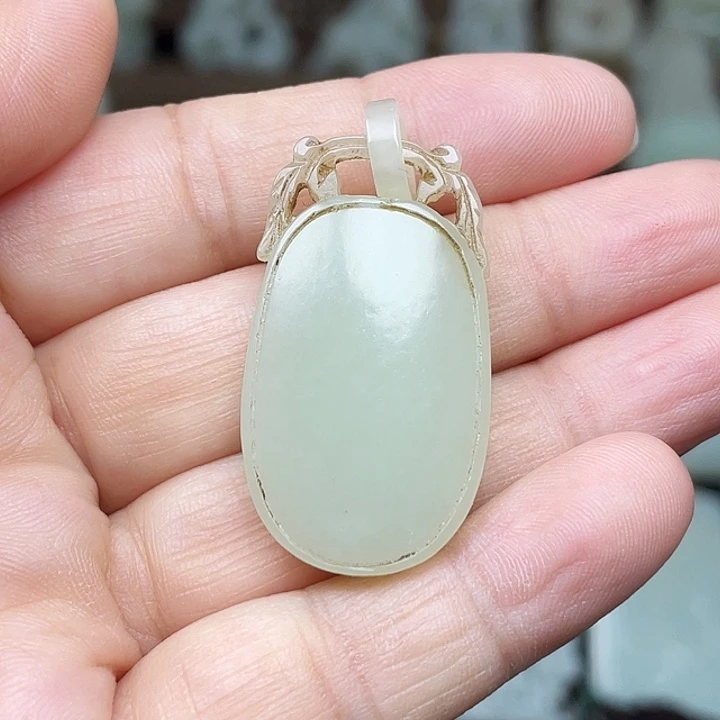 和田玉未镶嵌挂件