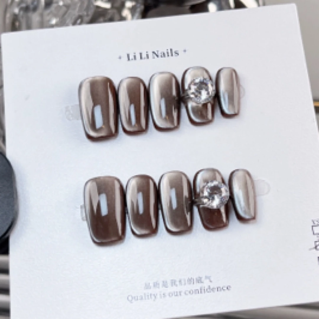 S咖色猫眼钻戒 秋冬咖色猫眼简约显白轻奢美甲贴片重复使用