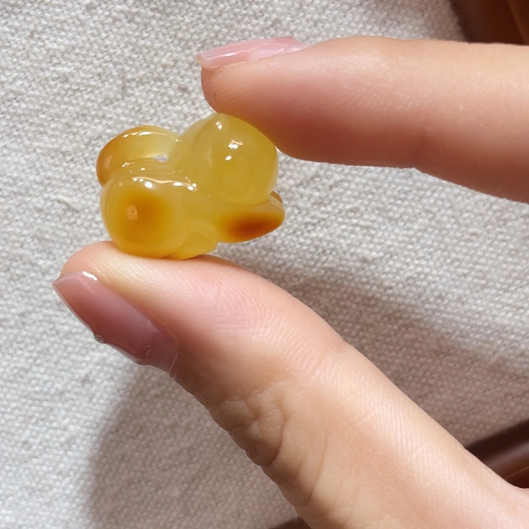 琥珀未镶嵌裸石趴趴猫